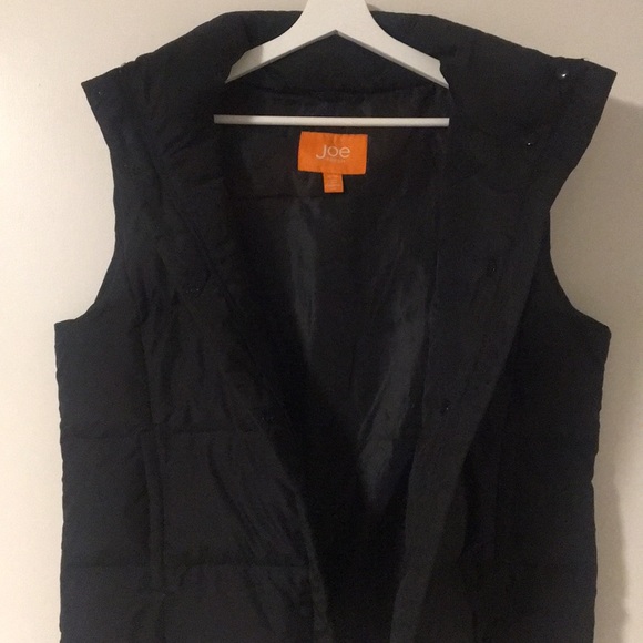 Sleeveless Jacket - Picture 4 of 5